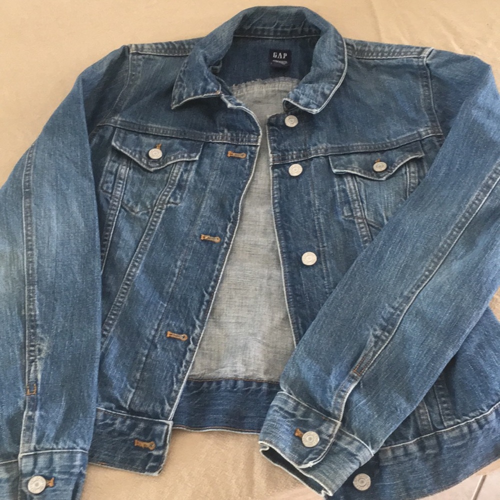 GAP Women’s Jean Jacket - Picture 1 of 5